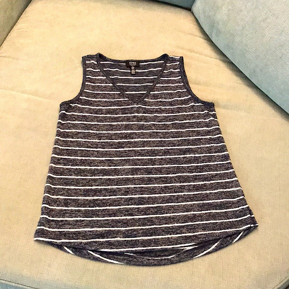Signature Striped Tank - Picture 3 of 5